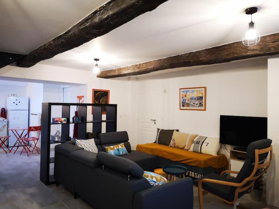 Maison De Ville Pres Du Port Bourg-sur-Gironde Esterno foto